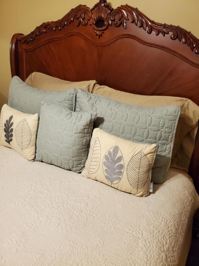 Hampton House Apartment Clinton Township Екстериор снимка